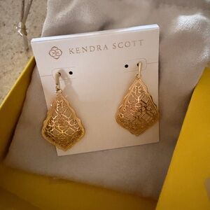 Kendra Scott Gold Filigree Drop Earrings